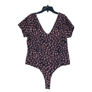 New! Bohemian Black Floral Ditsy Short Sleeve V Neck Bodysuit L